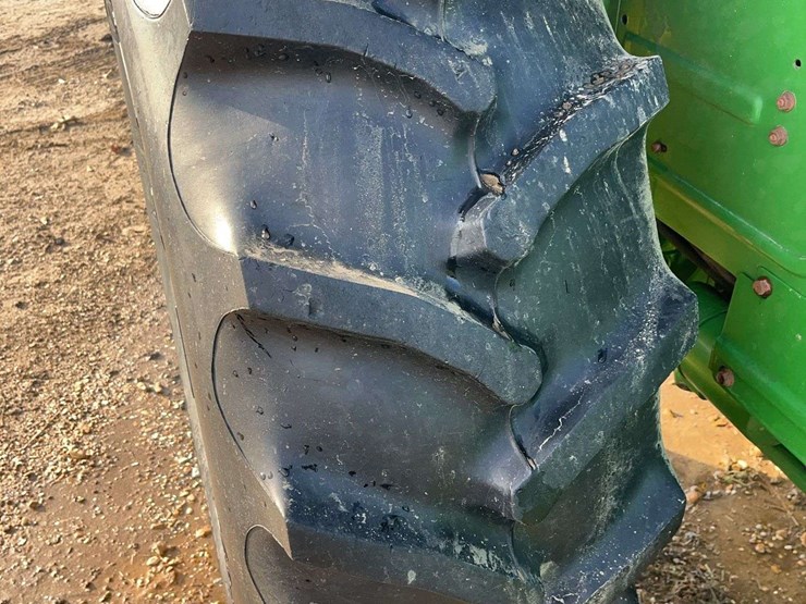 2013-john-deere-5045e-image-4