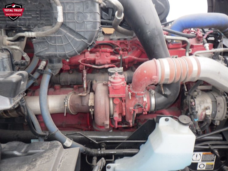 2022-peterbilt-579-image-24