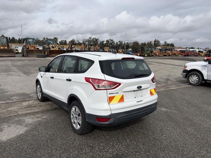 2015-ford-escape-image-4