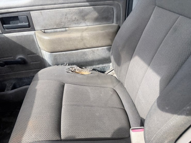 2011-ford-f150-image-25