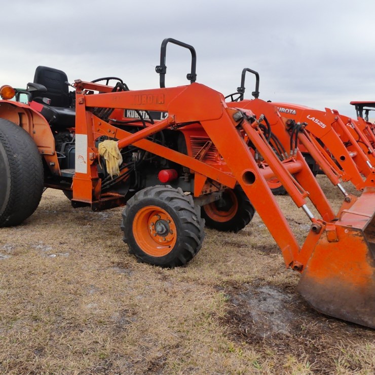 KUBOTA L275