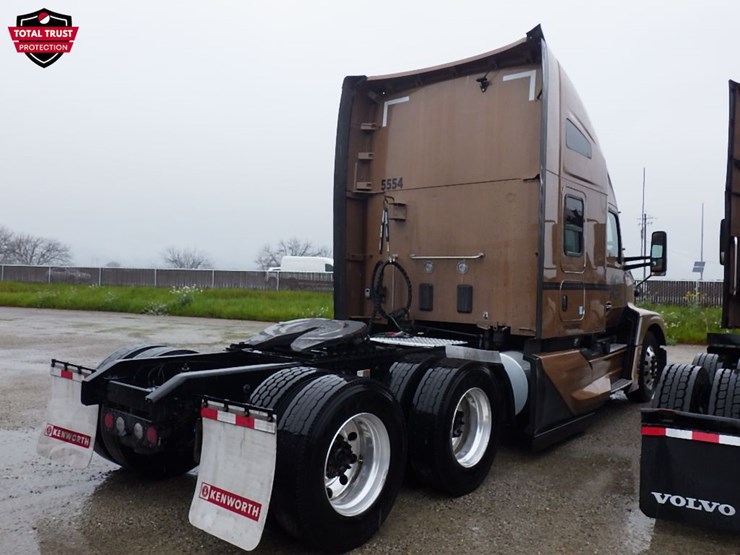 2024-kenworth-t680-image-11