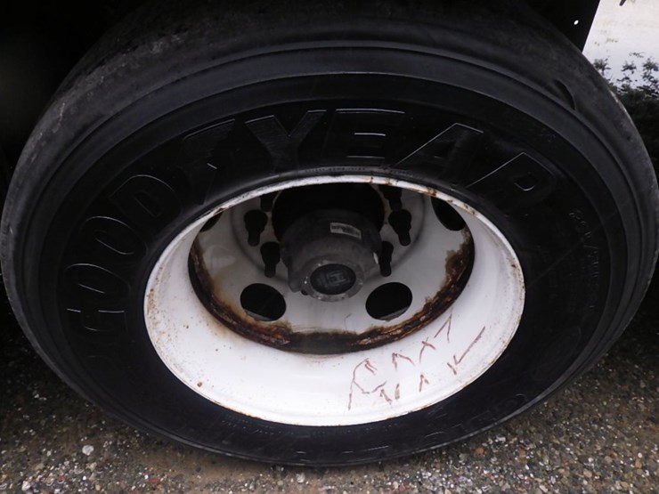 2016-great-dane-champion-se-image-11