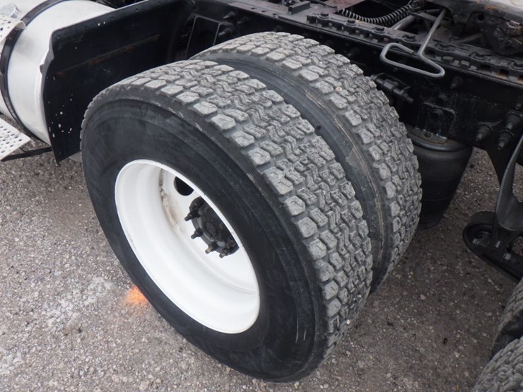 2016-international-prostar+122-image-13