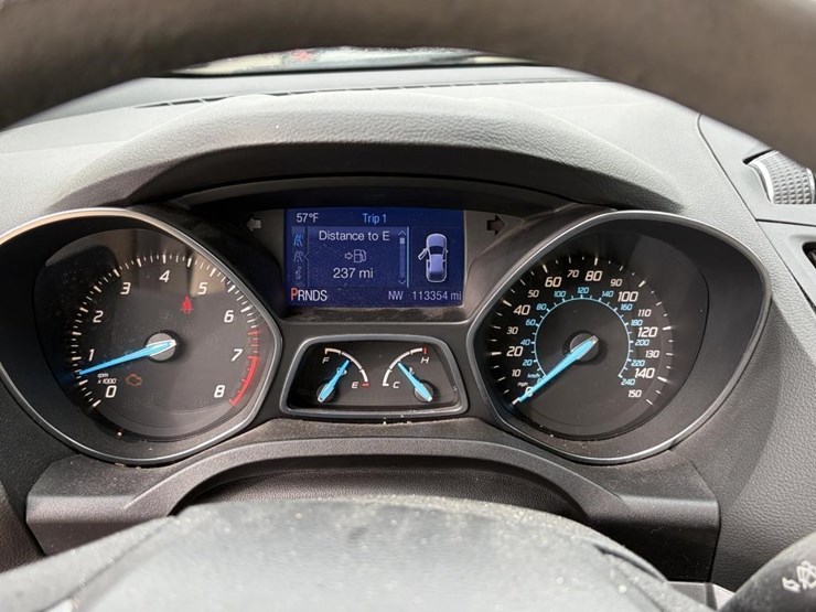 2013-ford-escape-se-image-16