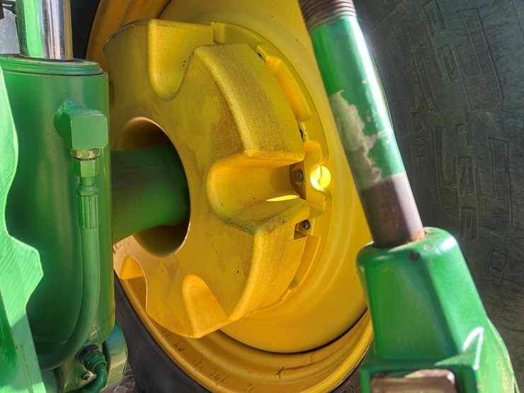 2004-john-deere-8420-image-9