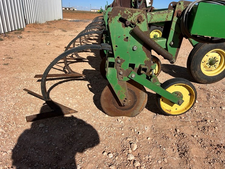 john-deere-886-image-3