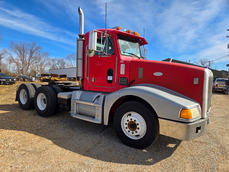 1997-peterbilt-377-image-24
