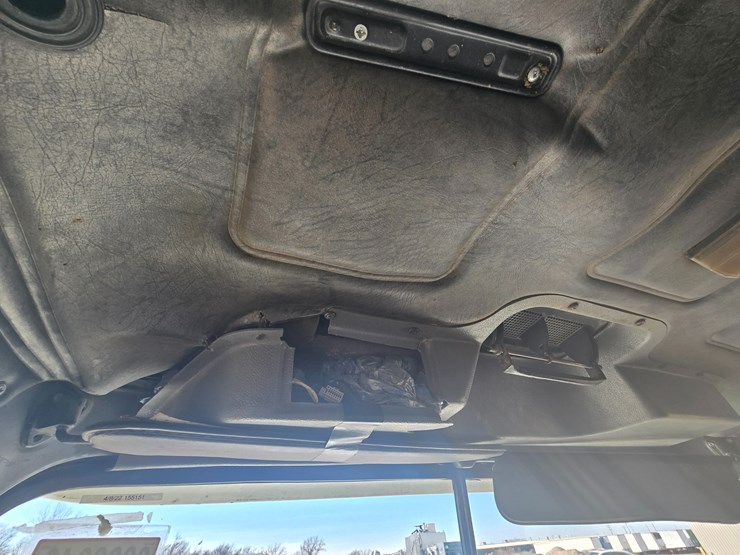 1998-mack-dm600-image-100