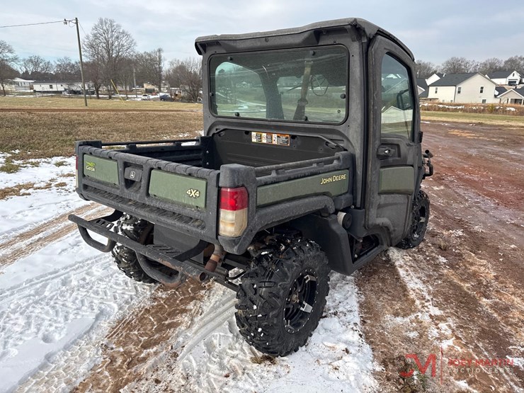 2019-john-deere-xuv-835m-utv-image-2
