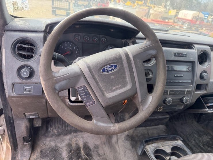 2011-ford-f150-image-33