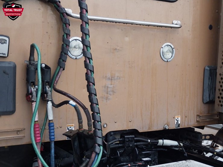 2022-kenworth-t680-image-18