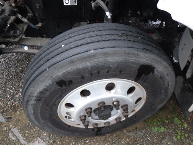 2017-peterbilt-579-image-20