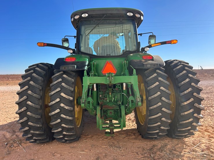 2010-john-deere-8295r-image-4