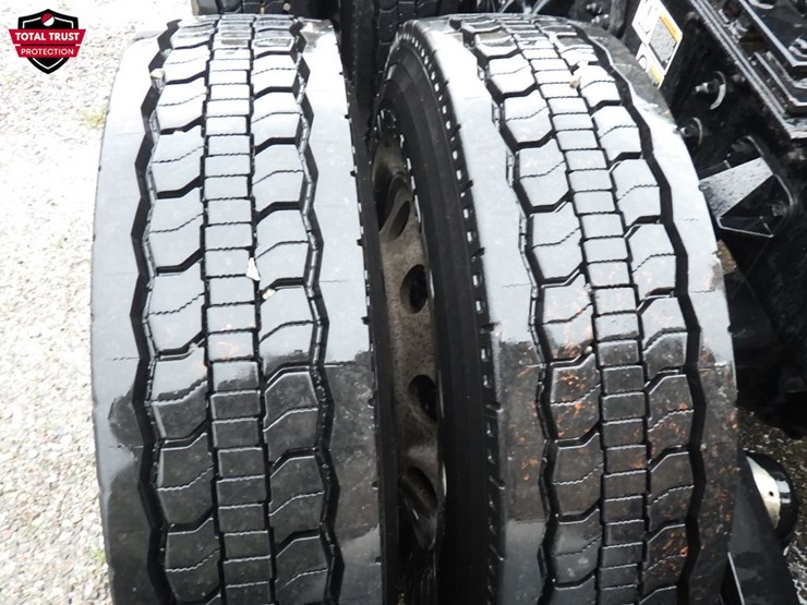 2022-kenworth-t680-image-6