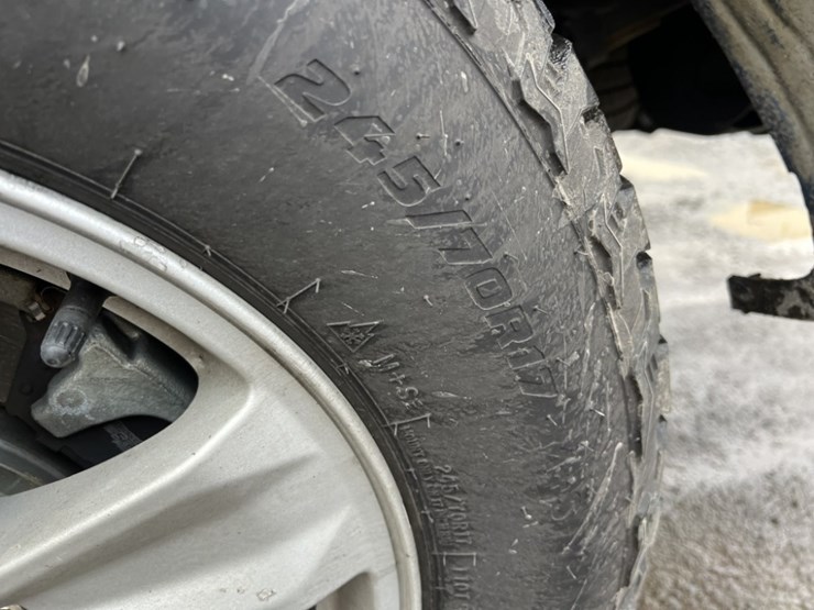 2016-ford-f150-xl-image-17