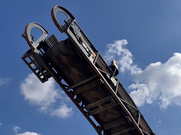 2015-wirtgen-w100i-image-10