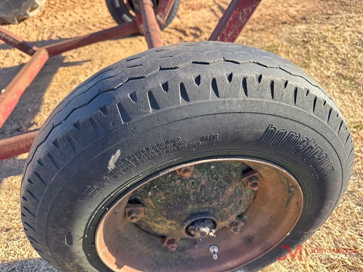 towable-hay-bale-mover-image-7