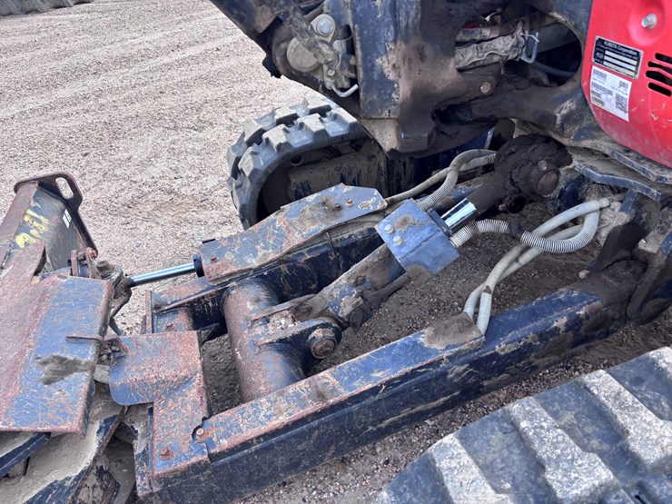 kubota-kx040-4-image-11