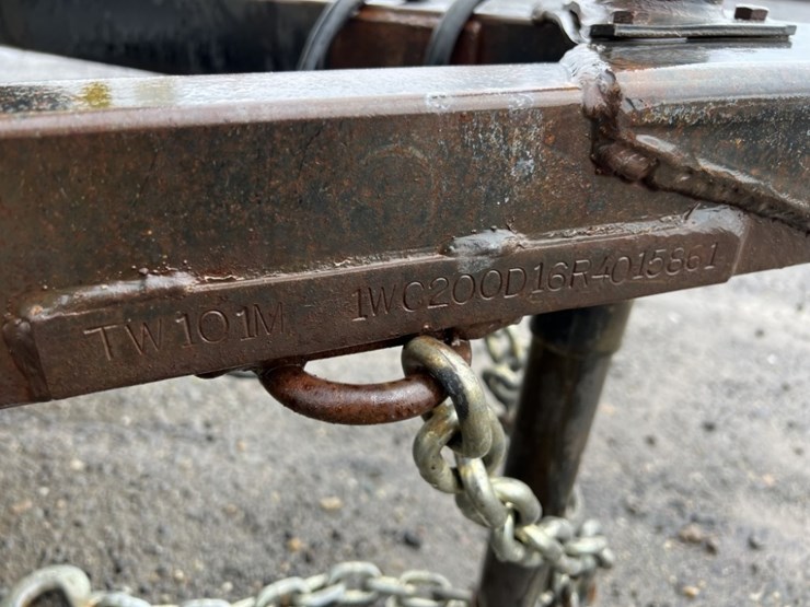 1994-cargo-wells-image-23