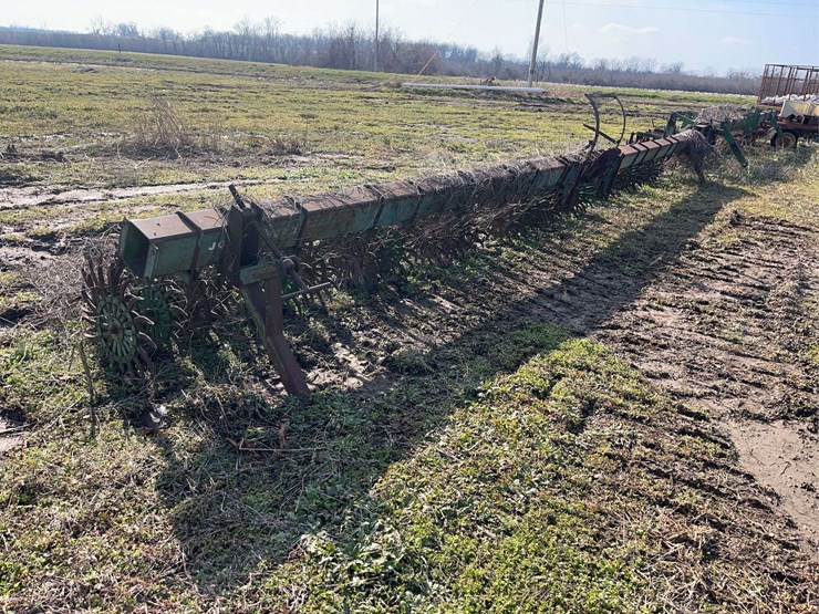 john-deere-800-image-1