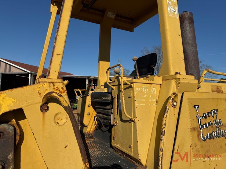 1991-caterpillar-953-image-14