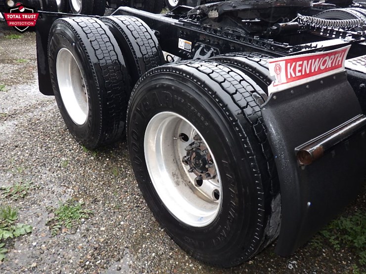 2022-kenworth-t680-image-7