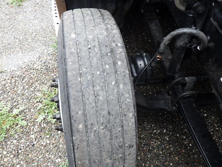 2022-kenworth-t680-image-28