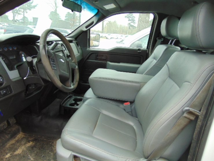 2014-ford-f150-xl-image-2