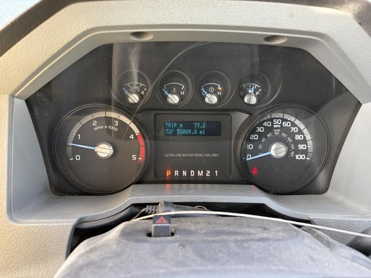 2011-ford-f550-image-14