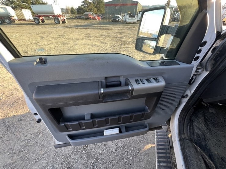 2016-ford-f250-sd-image-24