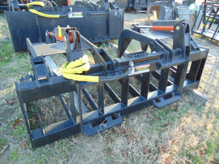 74"-heavy-duty-skid-steer-dual-clamp-grapple-image-2