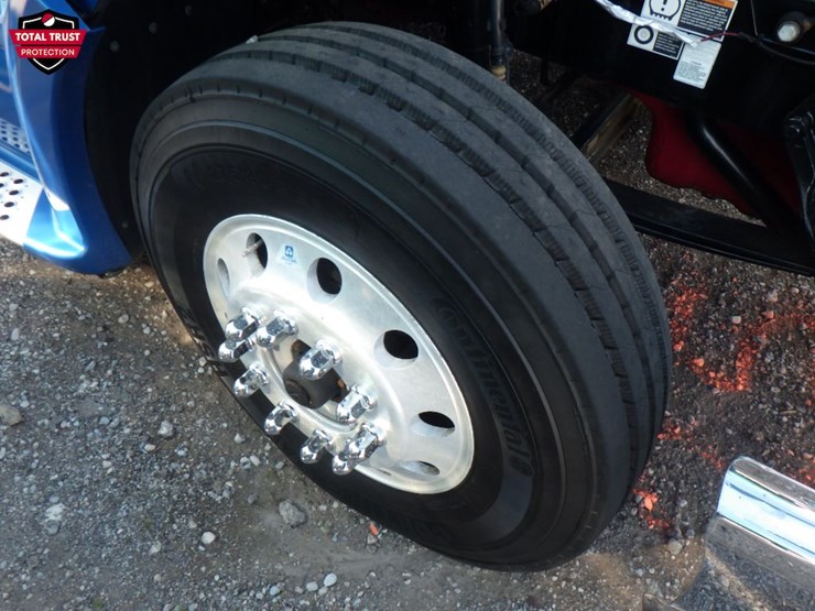 2021-kenworth-t680-image-27