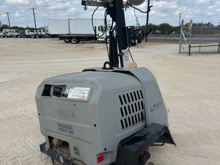 wacker-neuson-light-tower-image-3