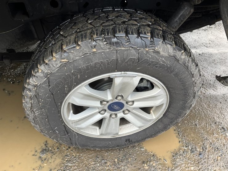 2016-ford-f150-xl-image-16