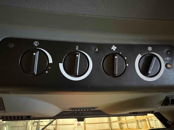 2000-case-110-image-15