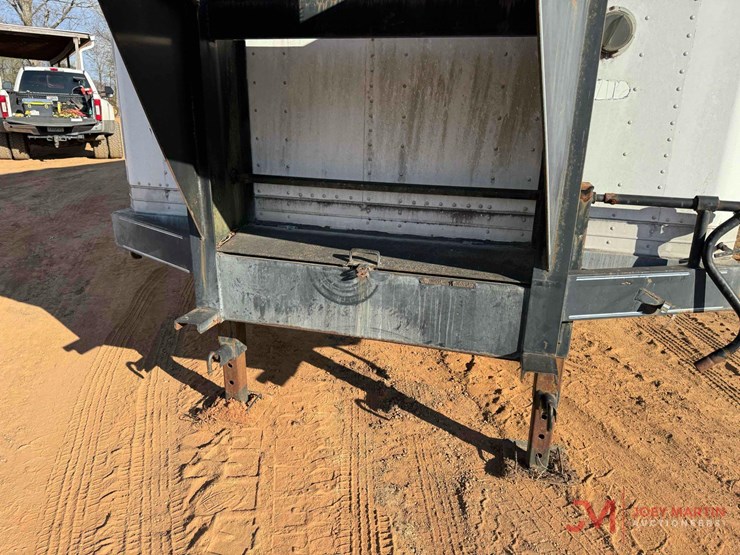 goosenecktandem-dual-trailer-w/-mounted-van-body-image-6