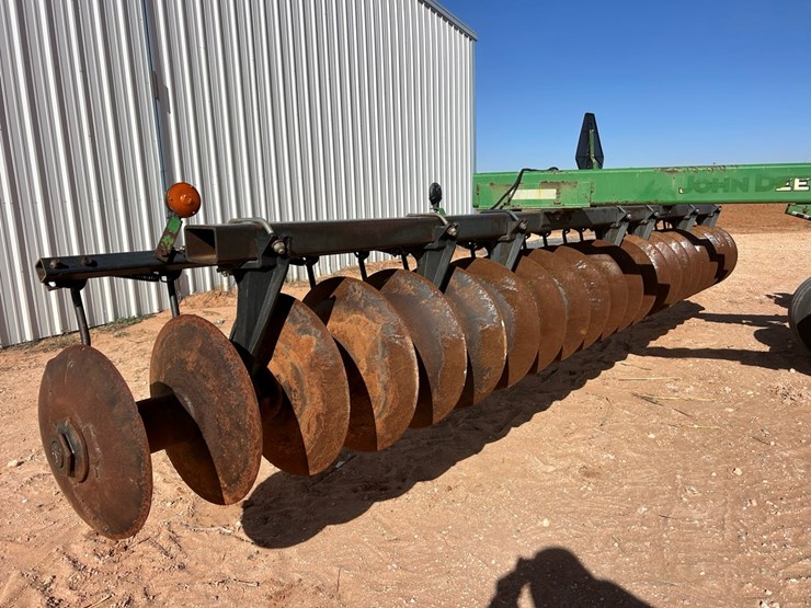 john-deere-670-image-4