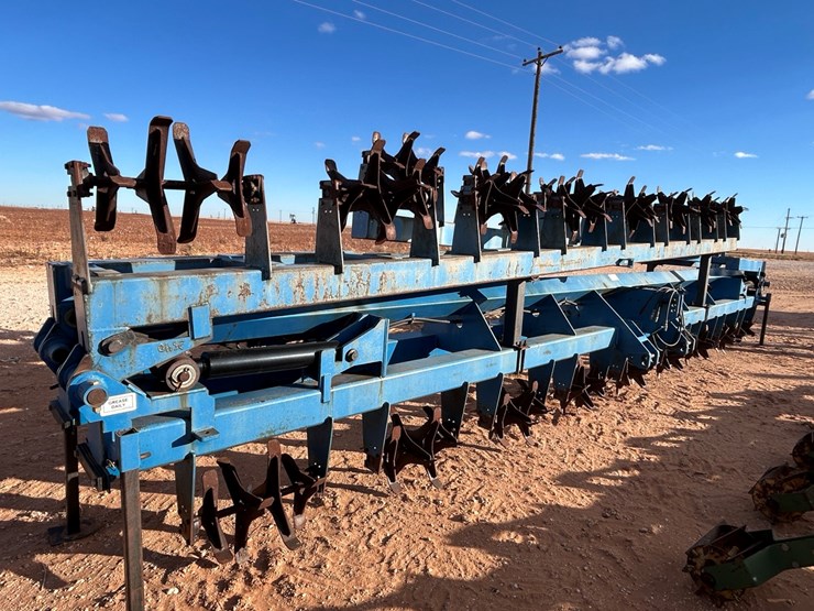 #48-•-sam-stevens-sand-fighter-image-1