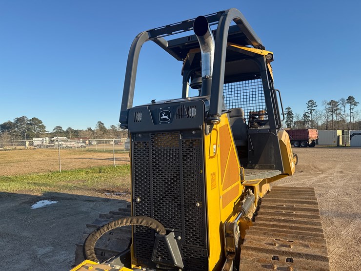 2019-deere-450k-lgp-image-6