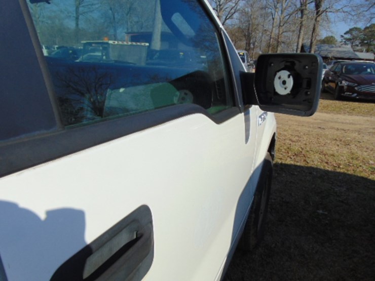 2013-ford-f150-xl-image-6