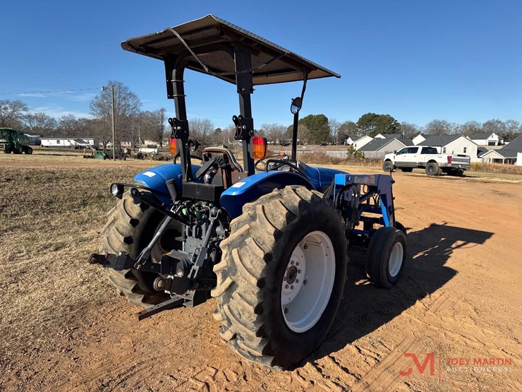 new-holland-tn55-image-2