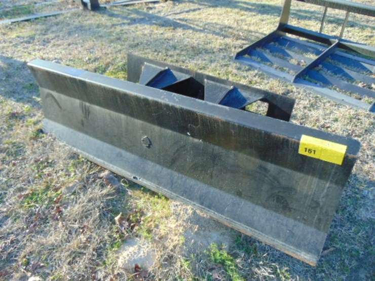 skid-steer-tilting-dozer-blade-image-1