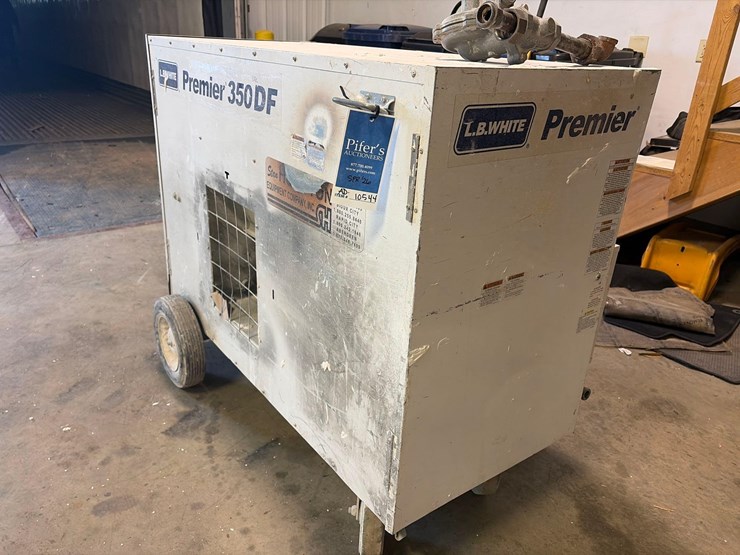 l.b.-white-premier-350df-heater-image-2