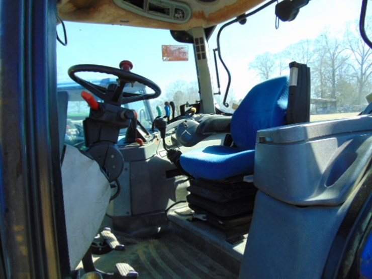 new-holland-ts115a-image-8