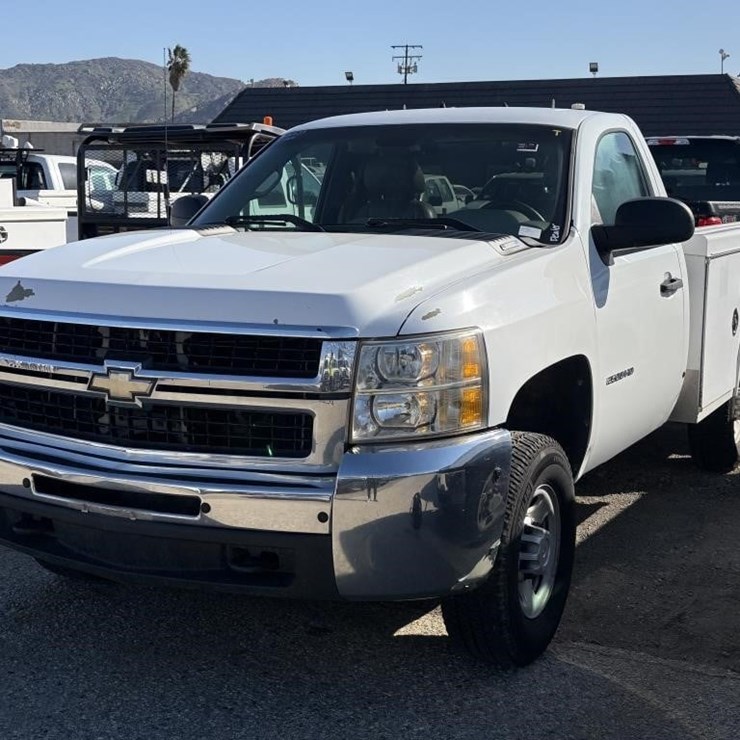 2010 CHEVROLET 2500
