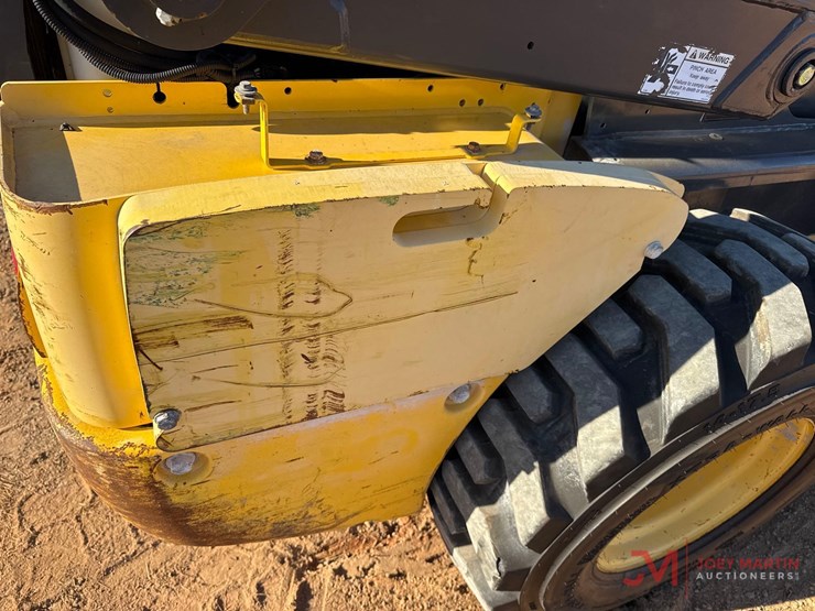 new-holland-l230-image-13