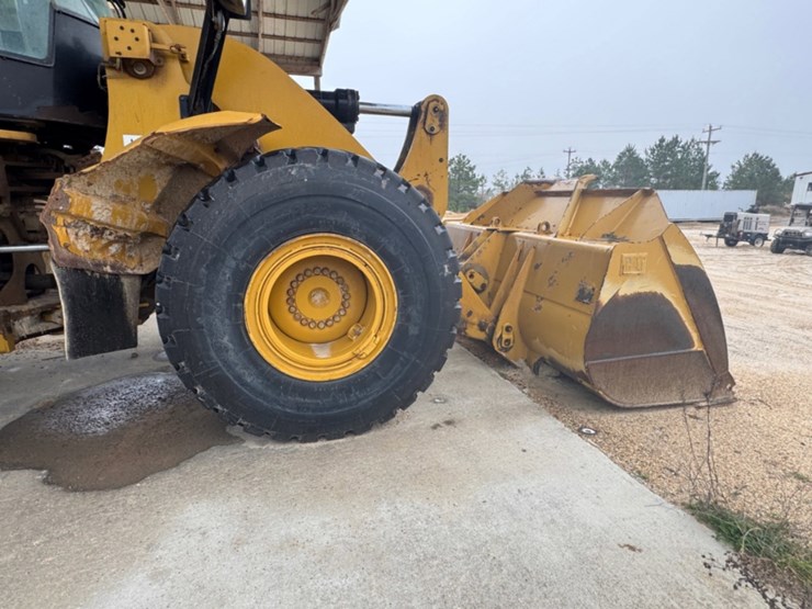 2015-caterpillar-950m-image-4