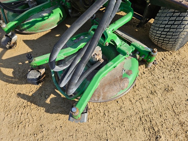 john-deere-7400-image-9