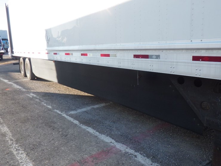 2022-utility-4000d-x-image-6